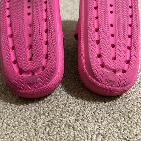 Cloud slipper sandals women’s size 11. Super comfy 💕 - Picture 9 of 16